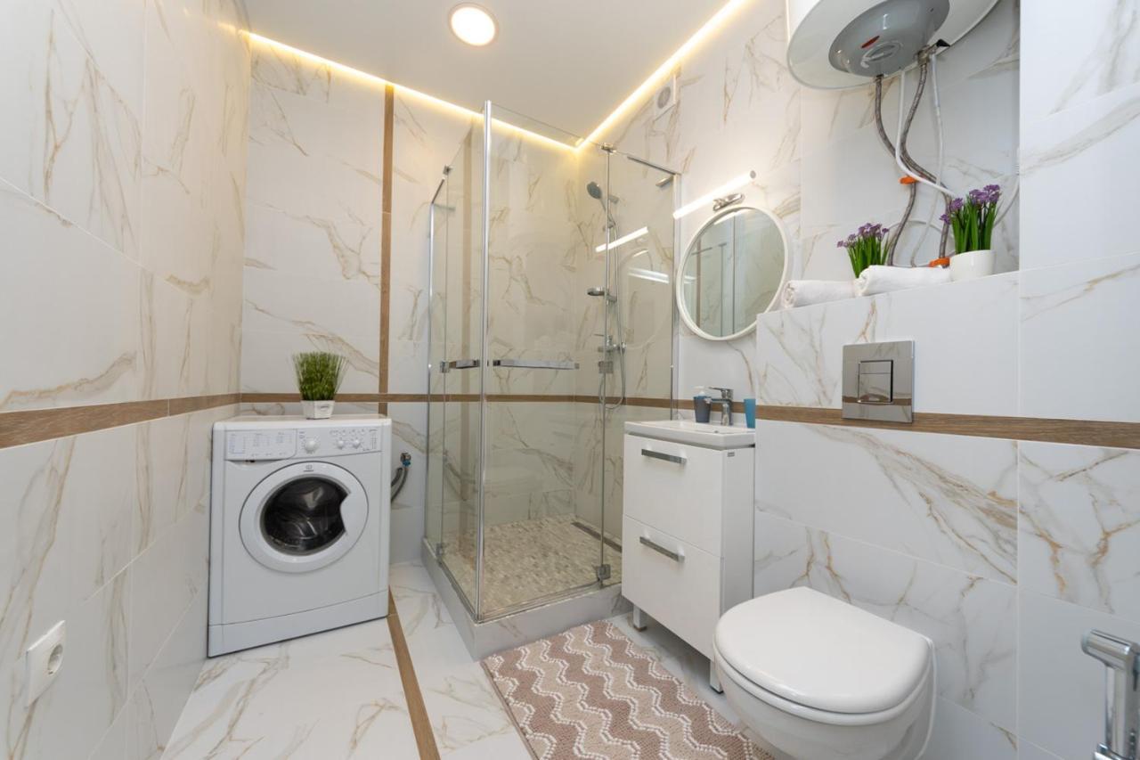 Красивая 1 Комнатная Квартира С Балконом На Теремках 252 Kiev Eksteriør bilde